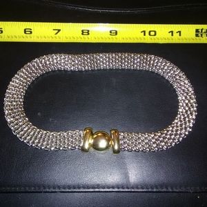 Choker necklace